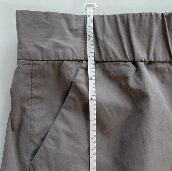 Lands' End Canvas Faux Wrap Gray Elastic Waist Mini Skirt Size 14 - Picture 5 of 10